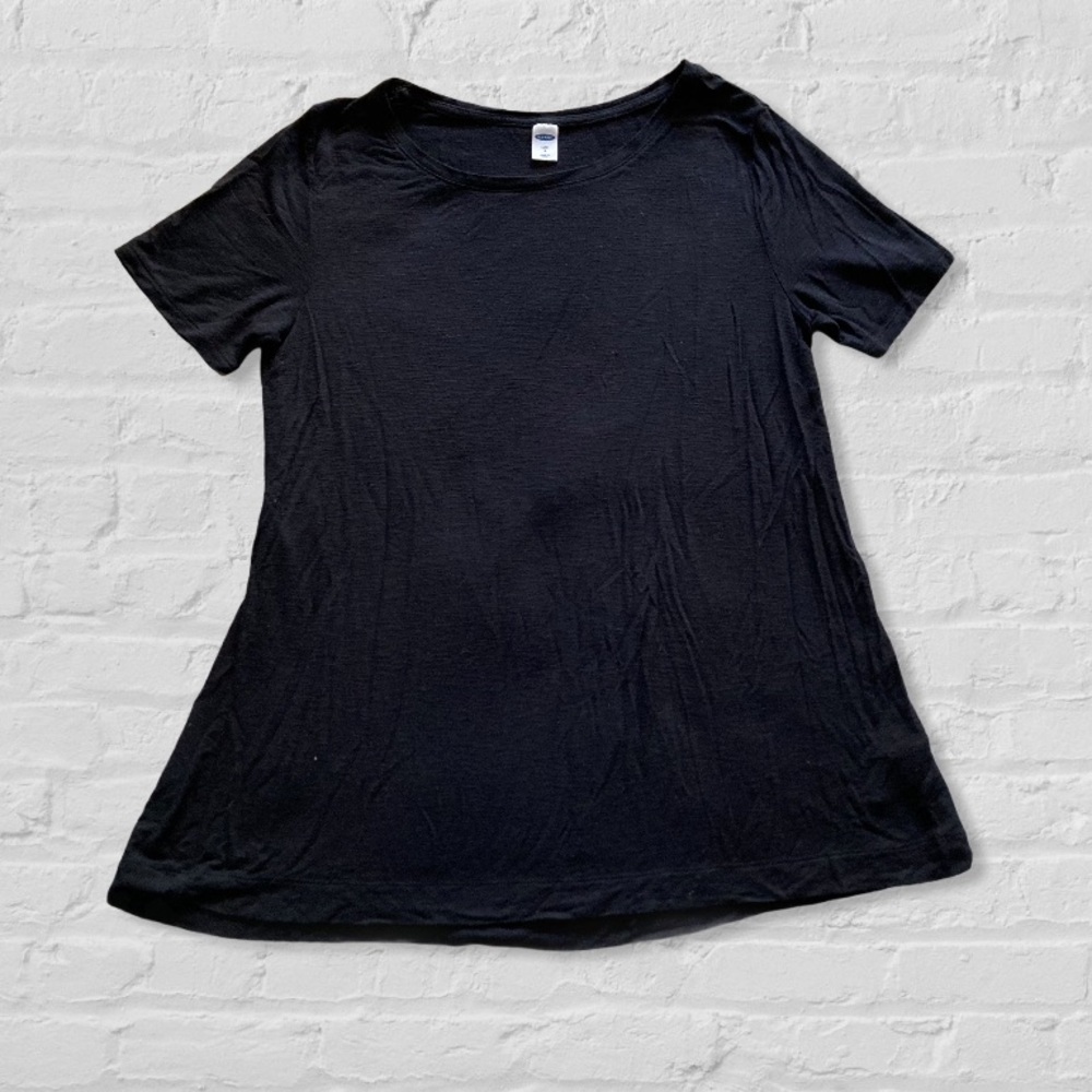 Old Navy black luxe short sleeve crew neck t-shirt